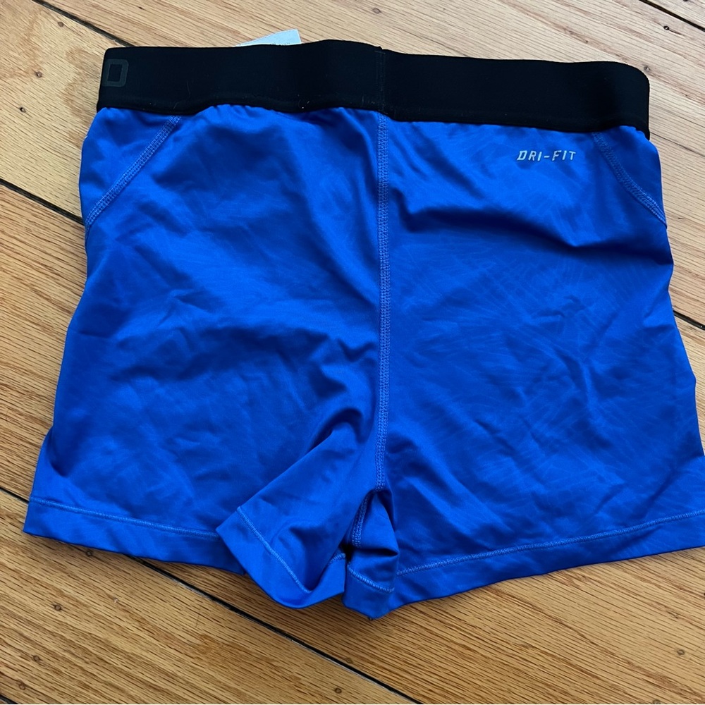 Nike Pro Spandex - Picture 3 of 3